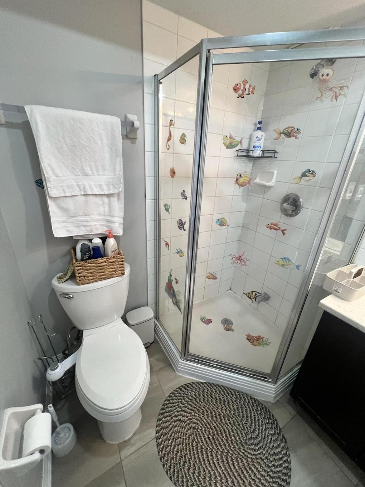 Private, Secure, Immaculate & Cozy Room Brampton Esterno foto